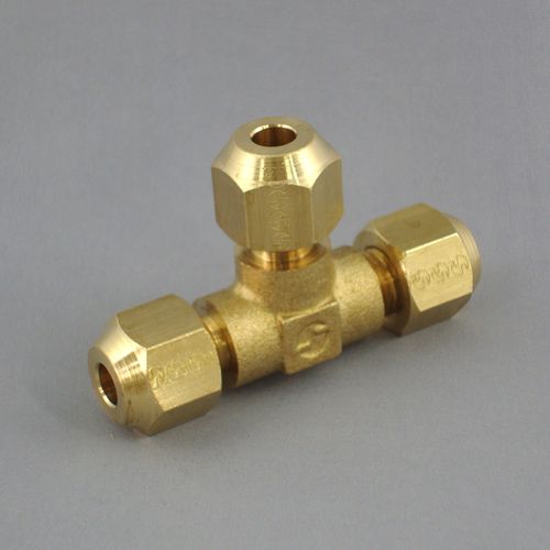 FUT ���j�I���e�B�[ �t���A�W���C���g