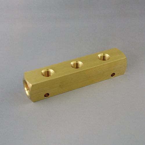 �R�[���[ MBR32008 �u�����`