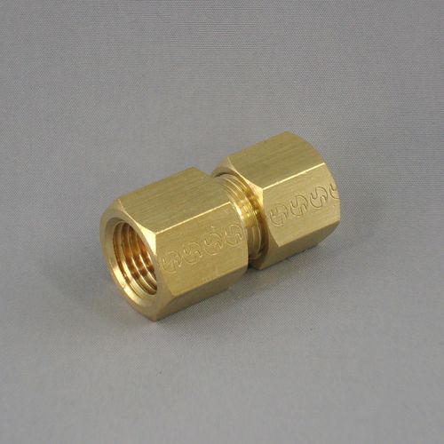 RFC �߂˂��R�l�N�^ �����O�W���C���g