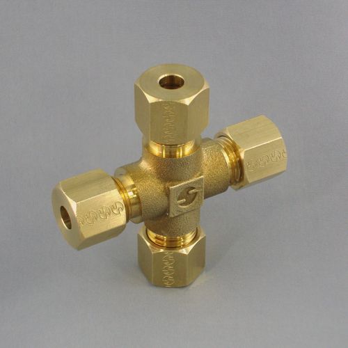 RUX ���j�I���N���X �����O�W���C���g