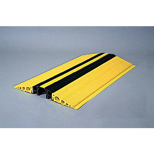SFP-5870 �v���e�N�^�[