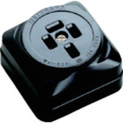 MR2752 ڒn3P 15A p`RZg